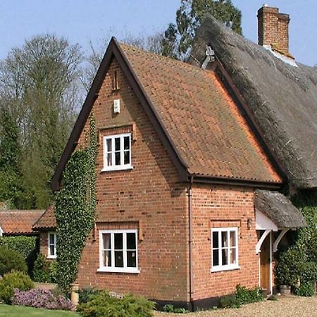 Thatched Farm Bed And Breakfast Вудбридж Экстерьер фото